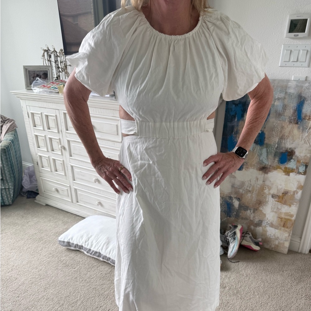 NWOT Lulus White Midi Dress